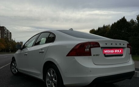 Volvo S60 III, 2011 год, 815 000 рублей, 2 фотография