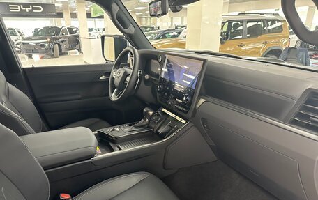 Lexus GX, 2024 год, 16 999 000 рублей, 28 фотография