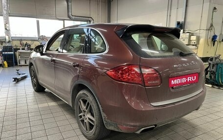 Porsche Cayenne III, 2011 год, 2 895 000 рублей, 3 фотография