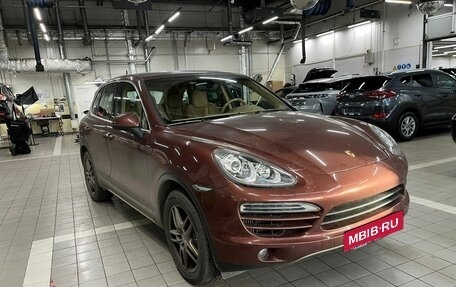 Porsche Cayenne III, 2011 год, 2 895 000 рублей, 2 фотография