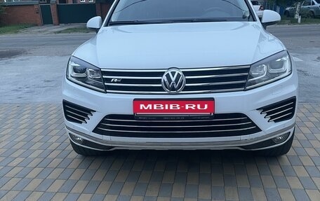 Volkswagen Touareg III, 2016 год, 3 950 000 рублей, 2 фотография