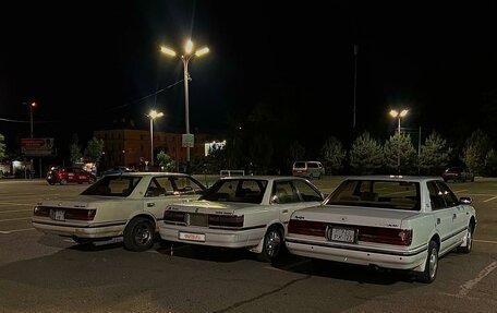 Toyota Camry, 1987 год, 260 000 рублей, 3 фотография