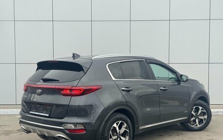 KIA Sportage IV рестайлинг, 2018 год, 2 490 000 рублей, 4 фотография