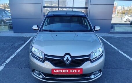 Renault Logan II, 2014 год, 770 000 рублей, 2 фотография