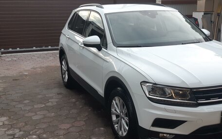 Volkswagen Tiguan II, 2019 год, 2 800 000 рублей, 3 фотография