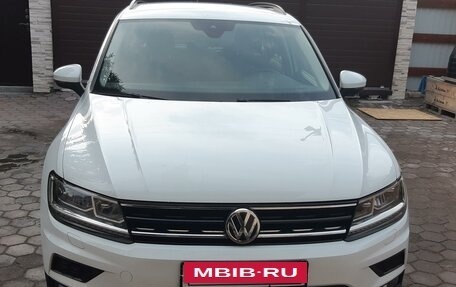 Volkswagen Tiguan II, 2019 год, 2 800 000 рублей, 10 фотография