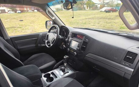 Mitsubishi Pajero IV, 2007 год, 1 665 000 рублей, 11 фотография