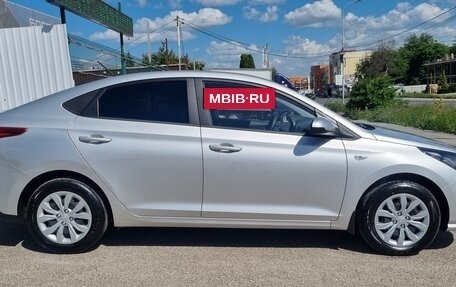 Hyundai Solaris II рестайлинг, 2021 год, 1 750 000 рублей, 8 фотография