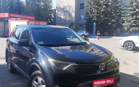 Toyota RAV4, 2016 год, 2 200 000 рублей, 3 фотография