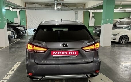 Lexus RX IV рестайлинг, 2021 год, 7 100 000 рублей, 3 фотография