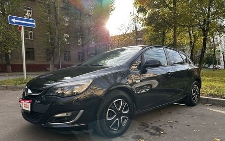 Opel Astra J, 2012 год, 800 000 рублей, 1 фотография