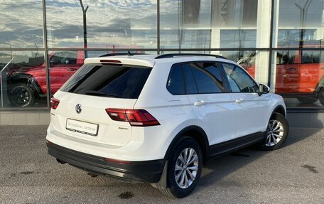 Volkswagen Tiguan II, 2019 год, 2 600 000 рублей, 5 фотография