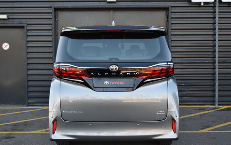 Toyota Alphard, 2024 год, 17 900 000 рублей, 6 фотография