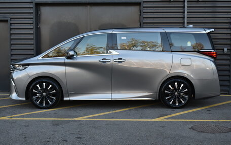 Toyota Alphard, 2024 год, 17 900 000 рублей, 7 фотография