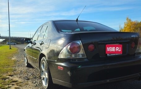 Toyota Altezza, 2001 год, 750 000 рублей, 5 фотография