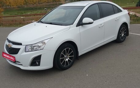 Chevrolet Cruze II, 2014 год, 945 000 рублей, 3 фотография