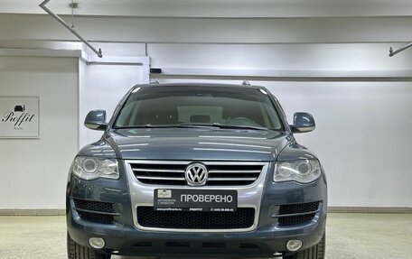 Volkswagen Touareg III, 2008 год, 1 350 000 рублей, 2 фотография