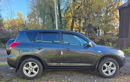 Toyota RAV4, 2006 год, 1 400 000 рублей, 8 фотография