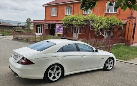 Mercedes-Benz CLS, 2004 год, 1 850 000 рублей, 12 фотография