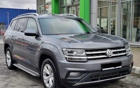 Volkswagen Teramont I, 2018 год, 3 000 000 рублей, 3 фотография