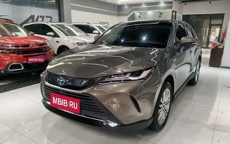 Toyota Harrier, 2023 год, 4 390 000 рублей, 1 фотография