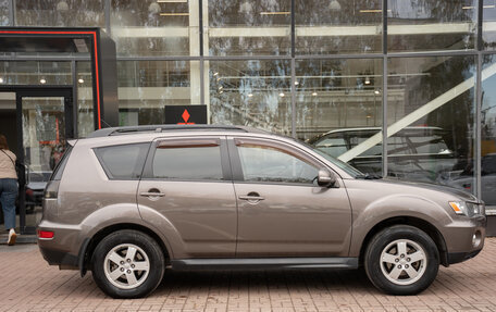 Mitsubishi Outlander III рестайлинг 3, 2011 год, 1 270 000 рублей, 6 фотография