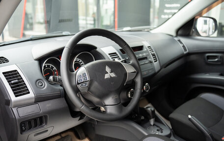 Mitsubishi Outlander III рестайлинг 3, 2011 год, 1 270 000 рублей, 9 фотография