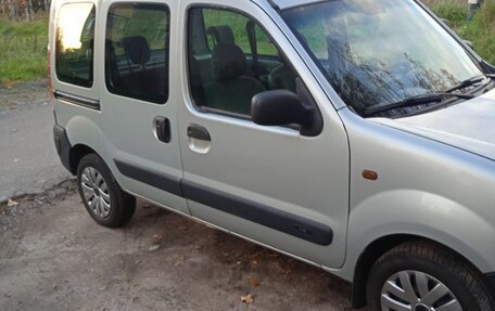 Renault Kangoo II рестайлинг, 2004 год, 450 000 рублей, 1 фотография