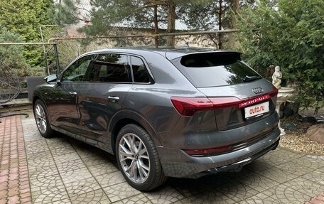 Audi e-tron I, 2022 год, 7 777 000 рублей, 5 фотография