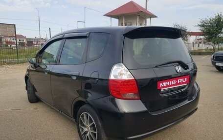 Honda Fit III, 2002 год, 530 000 рублей, 2 фотография