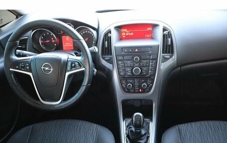 Opel Astra J, 2013 год, 789 000 рублей, 9 фотография