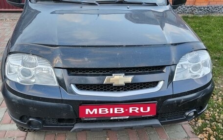 Chevrolet Niva I рестайлинг, 2012 год, 560 000 рублей, 4 фотография