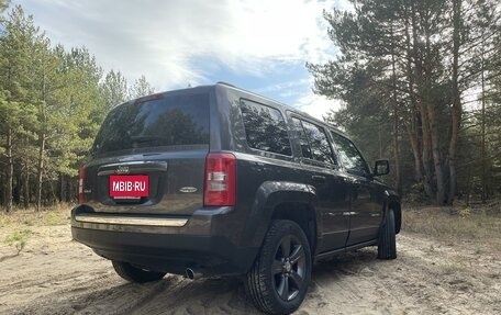 Jeep Liberty (Patriot), 2015 год, 1 750 000 рублей, 2 фотография