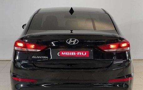 Hyundai Elantra VI рестайлинг, 2018 год, 1 475 000 рублей, 6 фотография