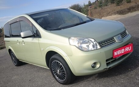 Nissan Lafesta I, 2005 год, 650 000 рублей, 2 фотография