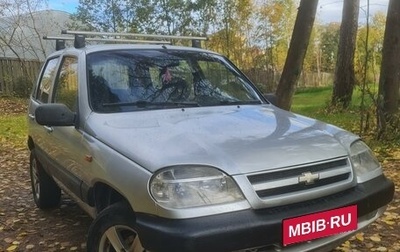 Chevrolet Niva I рестайлинг, 2005 год, 310 000 рублей, 1 фотография