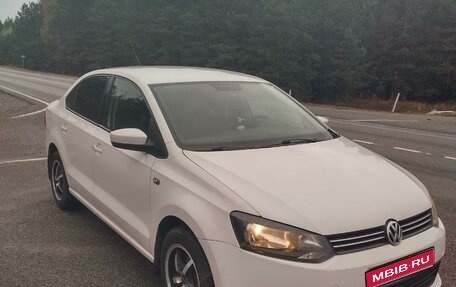 Volkswagen Polo VI (EU Market), 2012 год, 750 000 рублей, 1 фотография