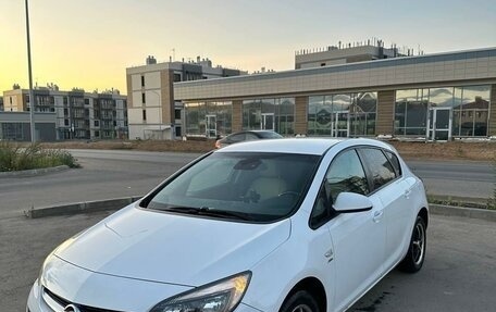 Opel Astra J, 2014 год, 720 000 рублей, 1 фотография