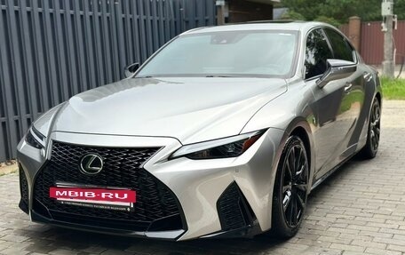 Lexus IS III, 2020 год, 5 450 000 рублей, 2 фотография