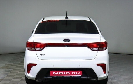 KIA Rio IV, 2018 год, 1 599 000 рублей, 6 фотография