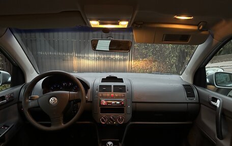 Volkswagen Polo IV рестайлинг, 2007 год, 290 000 рублей, 18 фотография