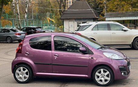 Peugeot 107 I рестайлинг, 2012 год, 600 000 рублей, 3 фотография