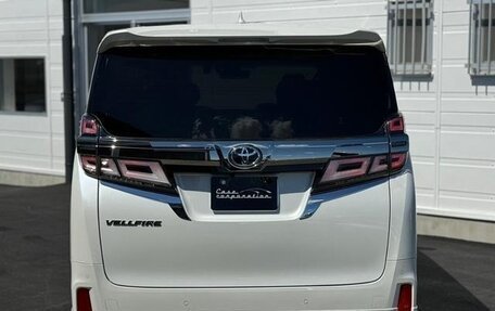 Toyota Vellfire II, 2020 год, 3 470 090 рублей, 2 фотография