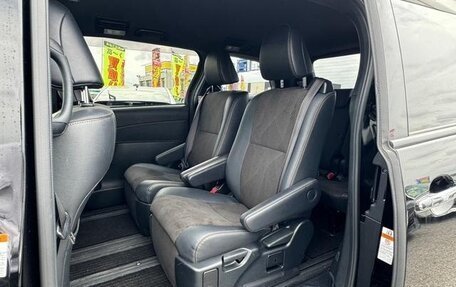 Toyota Estima III рестайлинг -2, 2019 год, 2 350 090 рублей, 22 фотография