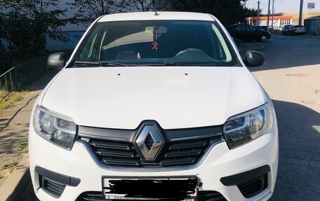 Renault Logan II, 2019 год, 750 000 рублей, 2 фотография