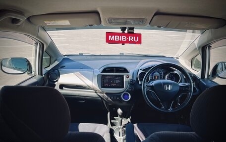 Honda Fit III, 2013 год, 900 000 рублей, 3 фотография