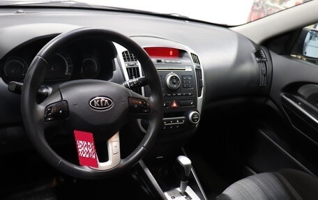 KIA cee'd I рестайлинг, 2011 год, 897 000 рублей, 9 фотография