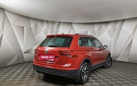 Volkswagen Tiguan II, 2018 год, 2 448 000 рублей, 2 фотография