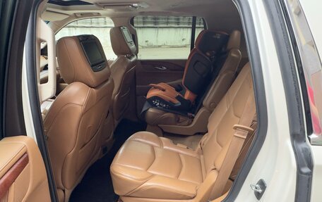 Cadillac Escalade IV, 2015 год, 4 430 000 рублей, 15 фотография