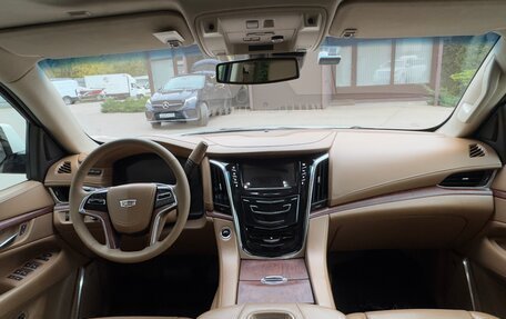 Cadillac Escalade IV, 2015 год, 4 430 000 рублей, 13 фотография